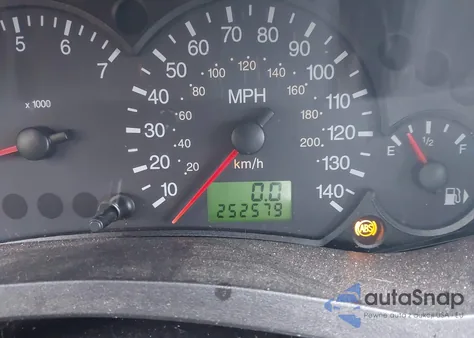 2005 Ford Focus Zx5 from USA, damaged, VIN 3FAFP37N65R127700